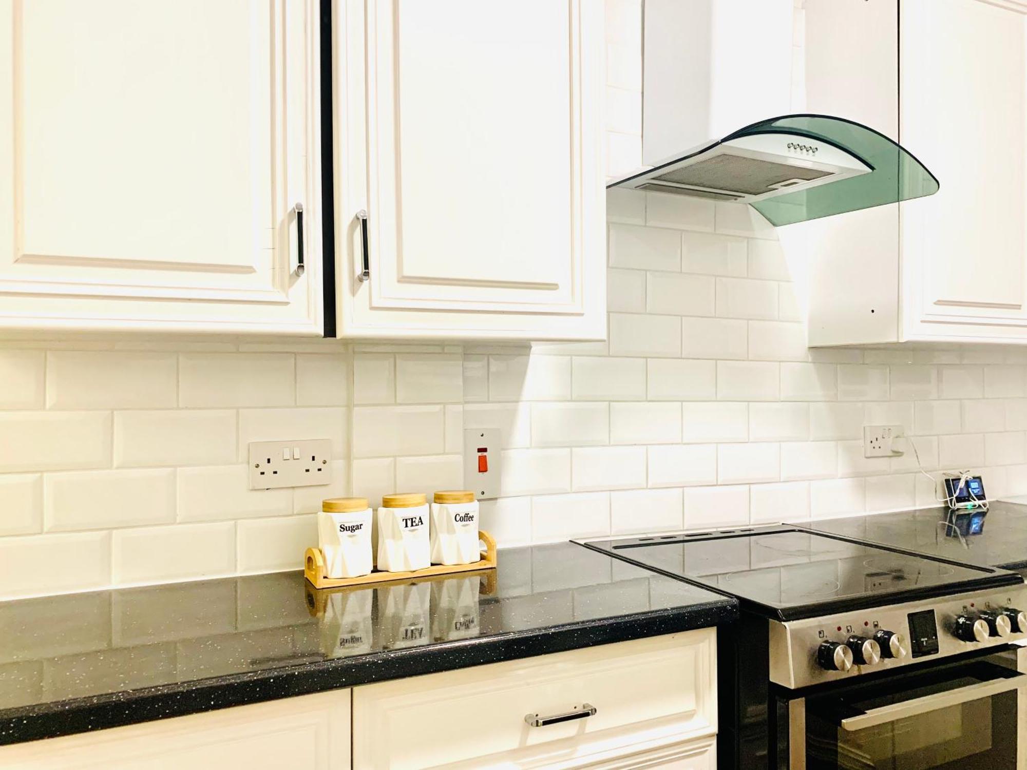 Cosy 2 Bedroom Apartment In Swiss Cottage. Londres Exterior foto