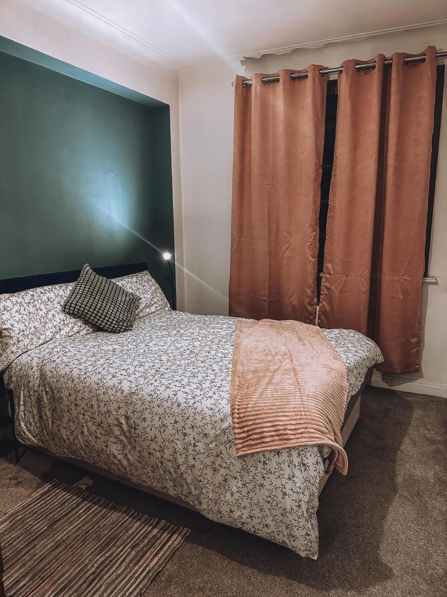 Cosy 2 Bedroom Apartment In Swiss Cottage. Londres Exterior foto
